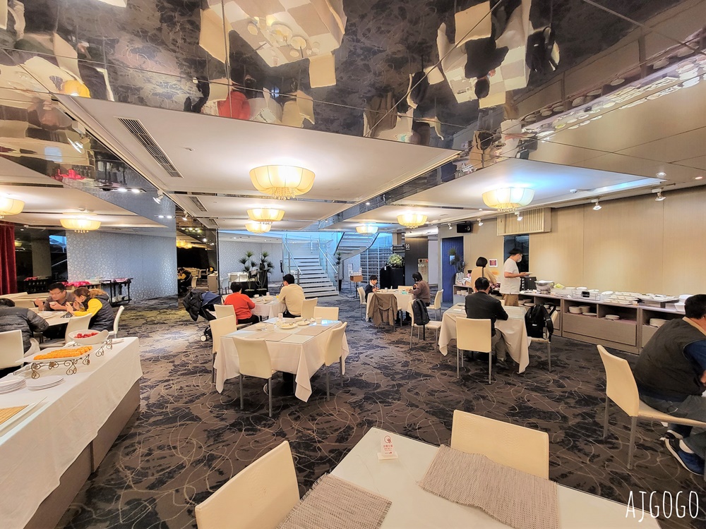 (停業整修中) 承億文旅嘉義商旅 無窗雙床房、早餐、停車場分享