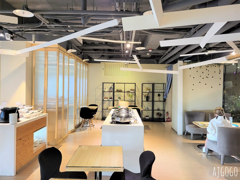 2026高雄住宿 樹屋旅店 早餐、游泳池、停車場、雙人房 高雄飯店