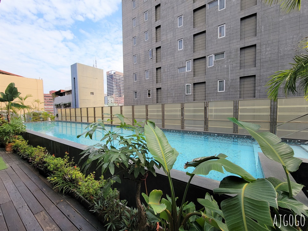 2026高雄住宿 樹屋旅店 早餐、游泳池、停車場、雙人房 高雄飯店