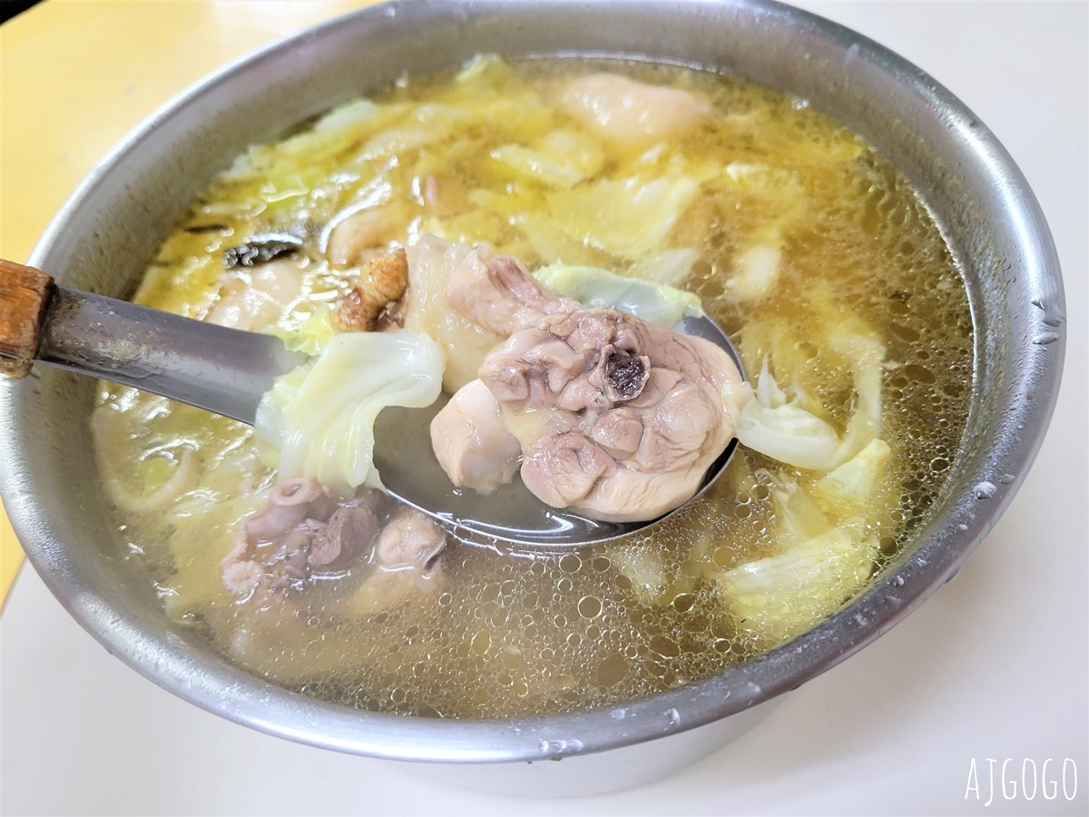 高雄美食 寶來小吃部 寶來溫泉超人氣熱炒店 梅子雞湯、蜜汁梅子雞、炒猴頭菇好吃 @AJ的旅行地圖