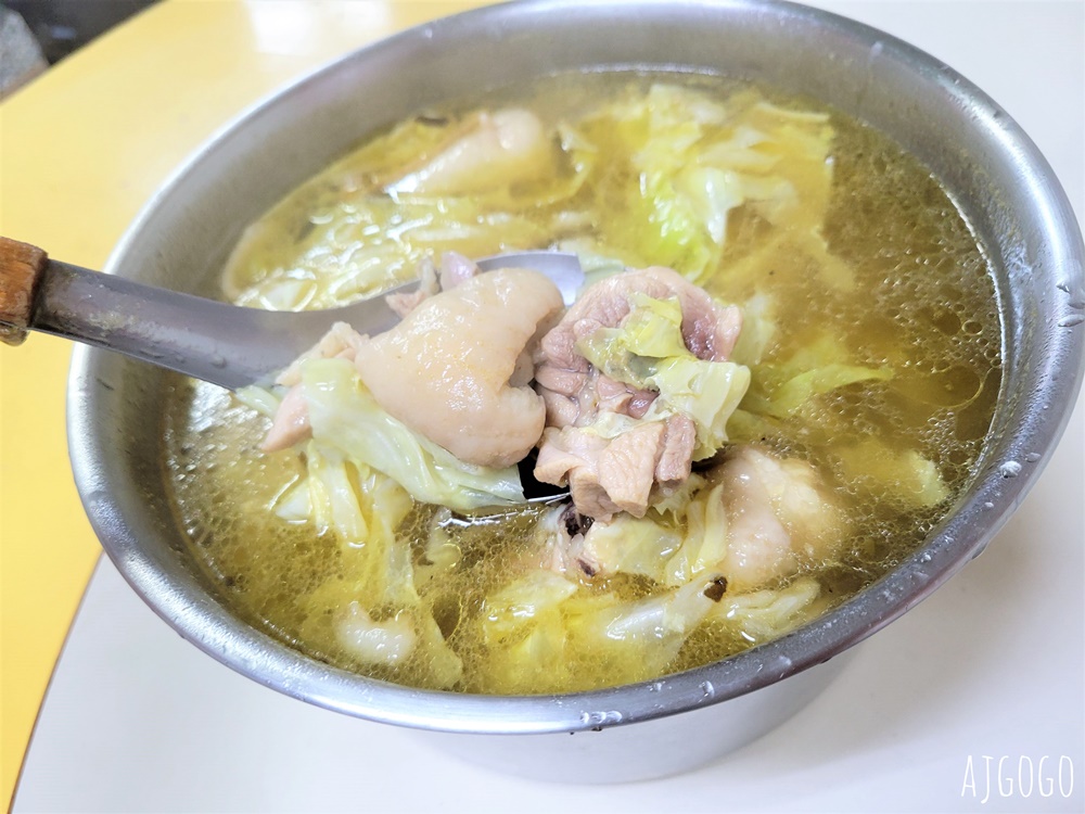 高雄美食 寶來小吃部 寶來溫泉超人氣熱炒店 梅子雞湯、蜜汁梅子雞、炒猴頭菇好吃