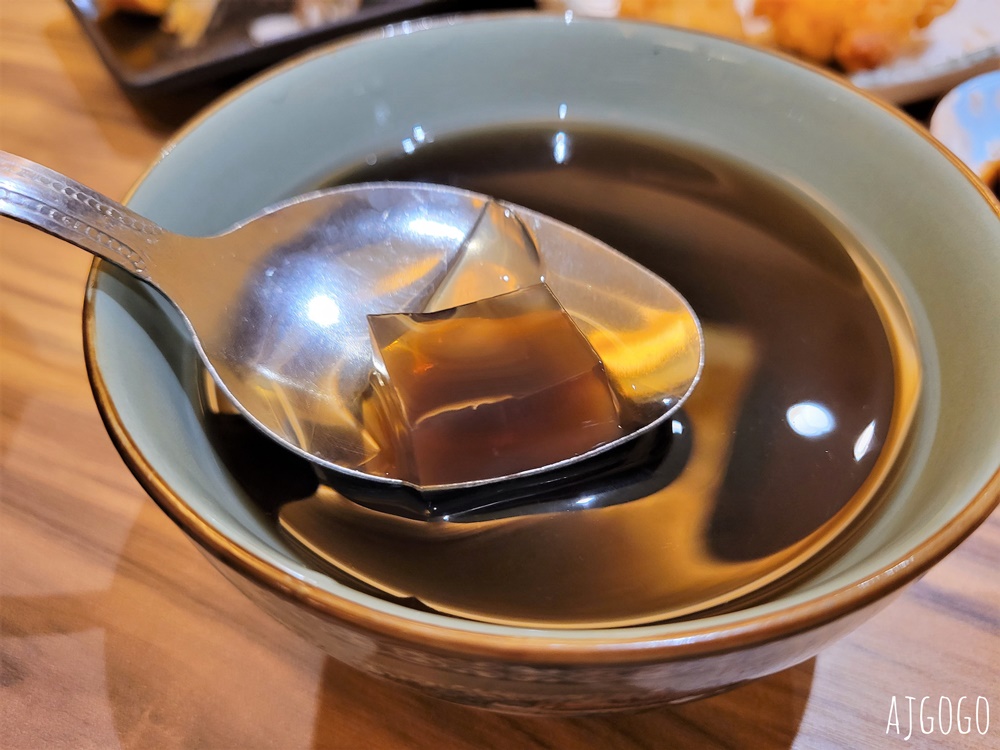 東港美食 龍允壽司 東港人吃的日本料理店 海鮮丼套餐很威
