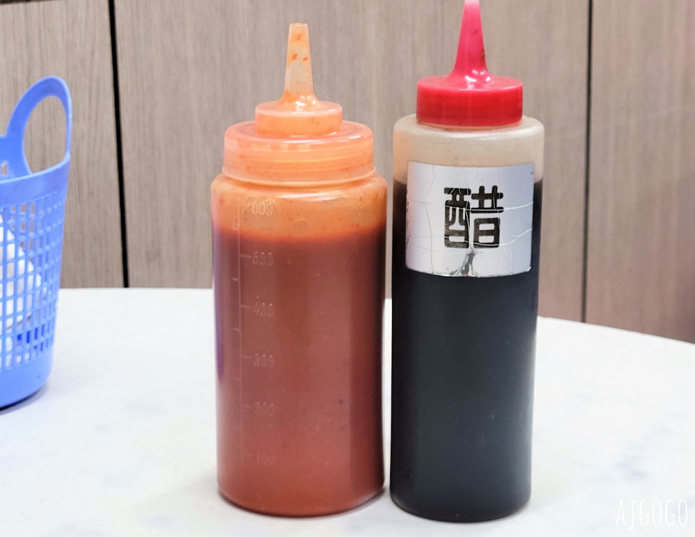 屏東美食 四代薪傳榕樹下麵店 炒粄條、薑絲大腸好吃 內埔美食推薦
