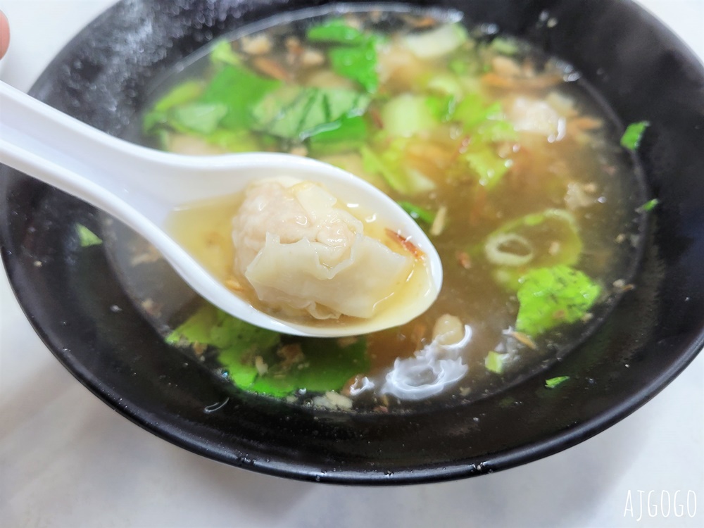 屏東美食 四代薪傳榕樹下麵店 炒粄條、薑絲大腸好吃 內埔美食推薦