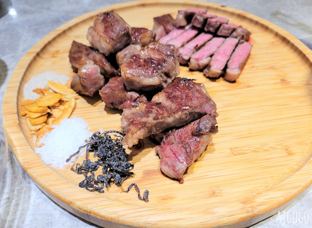 高雄美食 平凡五金行四維店 進口肉品海鮮超市 免費代煮服務 味噌火鍋好吃 @AJ的旅行地圖