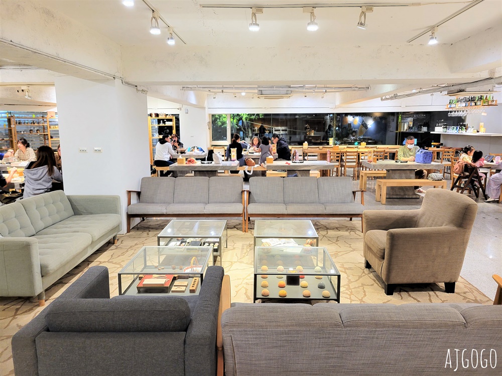 高雄美食 平凡五金行四維店 進口肉品海鮮超市 免費代煮服務 味噌火鍋好吃