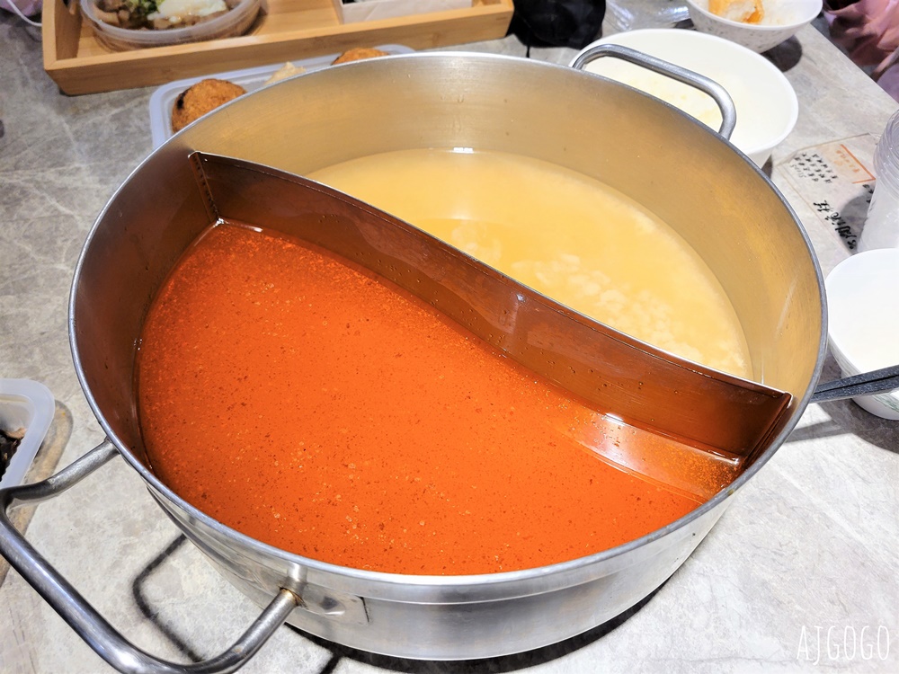 高雄美食 平凡五金行四維店 進口肉品海鮮超市 免費代煮服務 味噌火鍋好吃