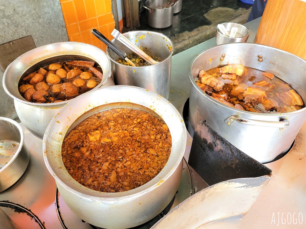 彰化美食 陽光老店爌肉飯 彰化二林市場裡的人氣小吃 肥肉好嫩