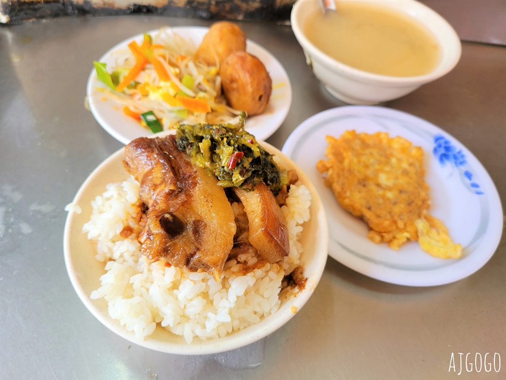彰化美食 陽光老店爌肉飯 彰化二林市場裡的人氣小吃 肥肉好嫩