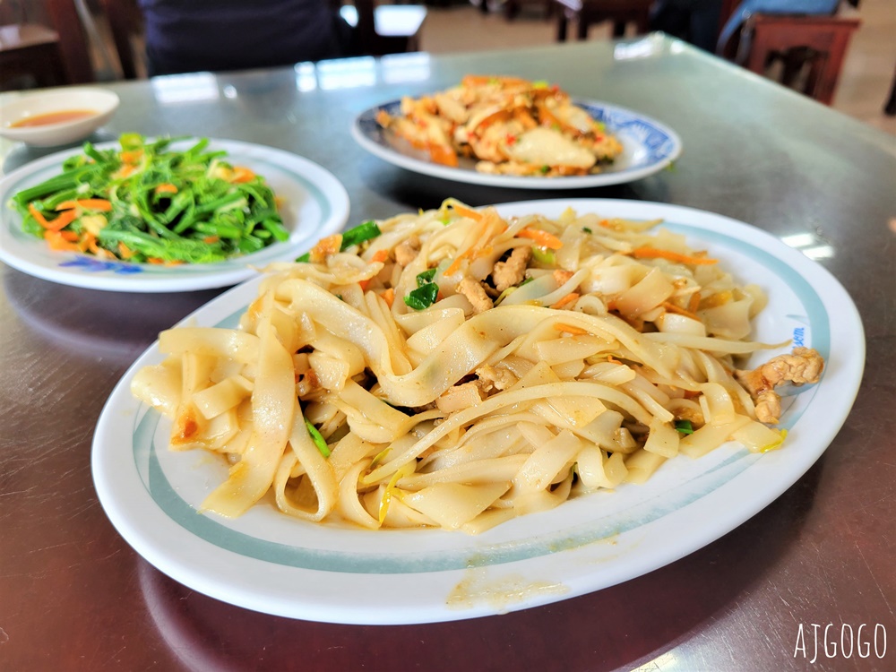 新竹美食 黃梨園點心店 新竹新埔鄉間的客家小館 炒大腸好吃
