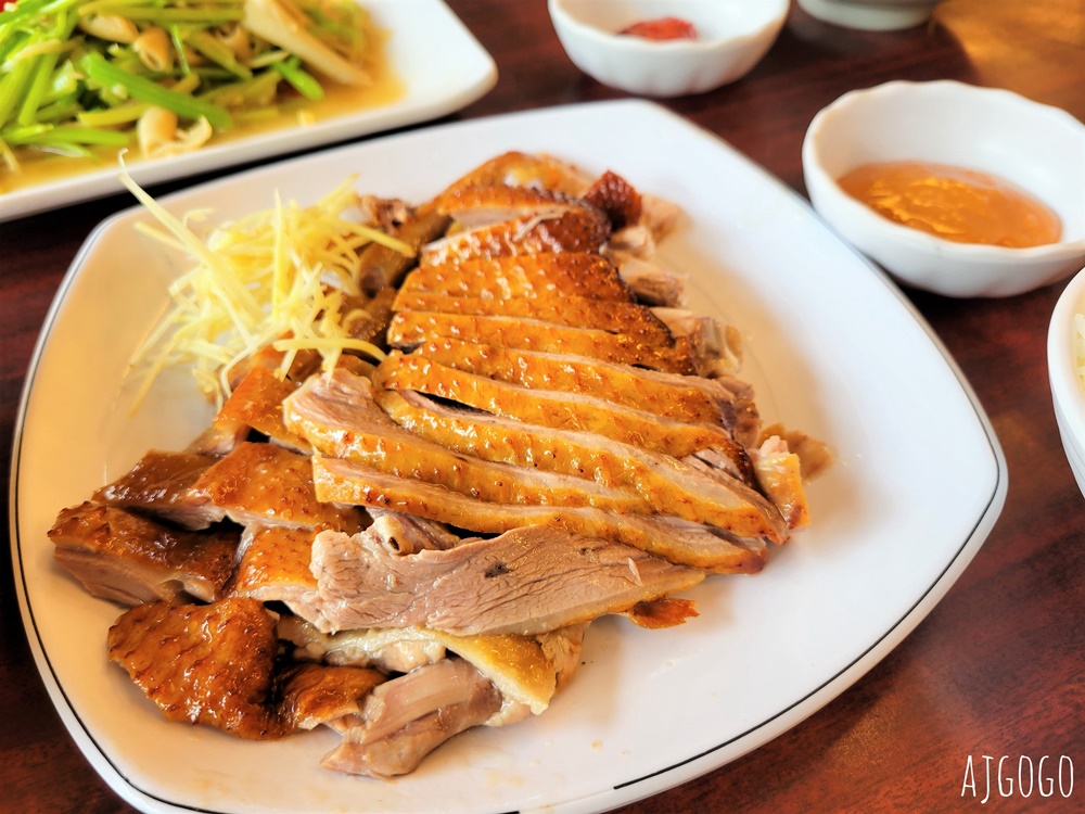 林口美食 金棧鵝肉店 煙燻鵝肉、麻辣鴨血臭豆腐好吃