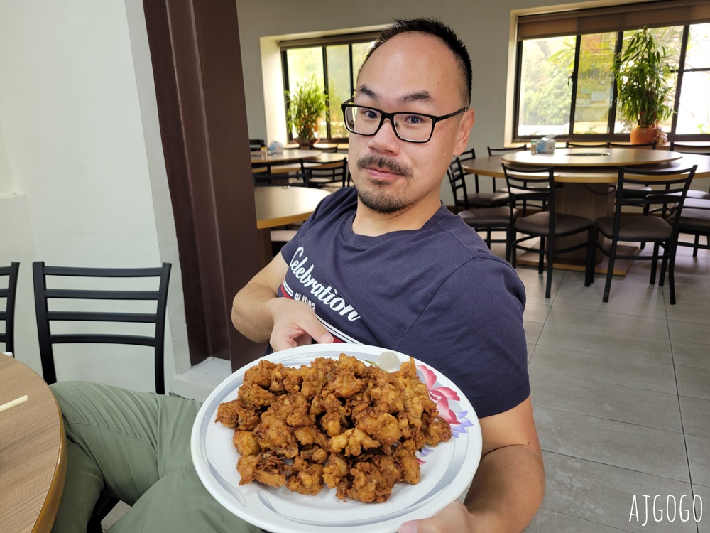 高雄美食 大群土雞料理 高雄月世界美食 豆乳雞、梅子雞是經典菜