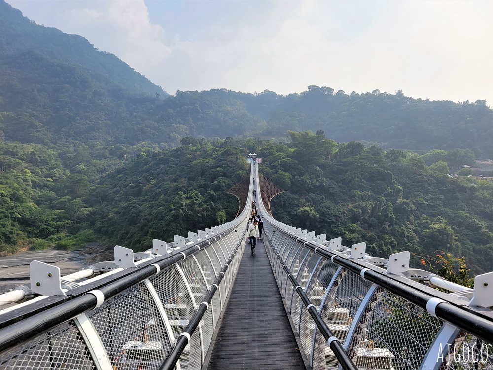 屏東景點 山川琉璃吊橋 三地門景點 用琉璃珠串起永恆故事 屏東旅遊推薦