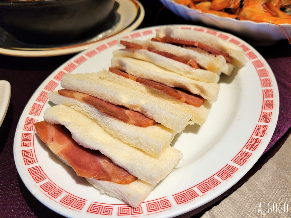 台北美食 中和金世界餐廳 88道料理中式料理 熱炒吃到飽 有喝喜酒的感覺 台北美食 中和金世界餐廳 88道料理中式料理 熱炒吃到飽 有喝喜酒的感覺