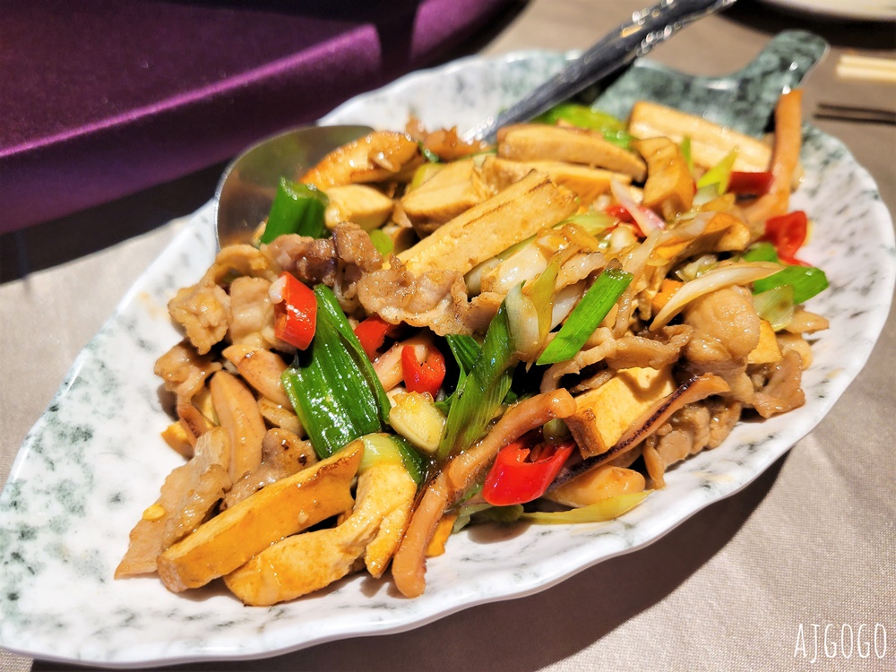 台北美食 中和金世界餐廳 88道料理中式料理 熱炒吃到飽 有喝喜酒的感覺 台北美食 中和金世界餐廳 88道料理中式料理 熱炒吃到飽 有喝喜酒的感覺