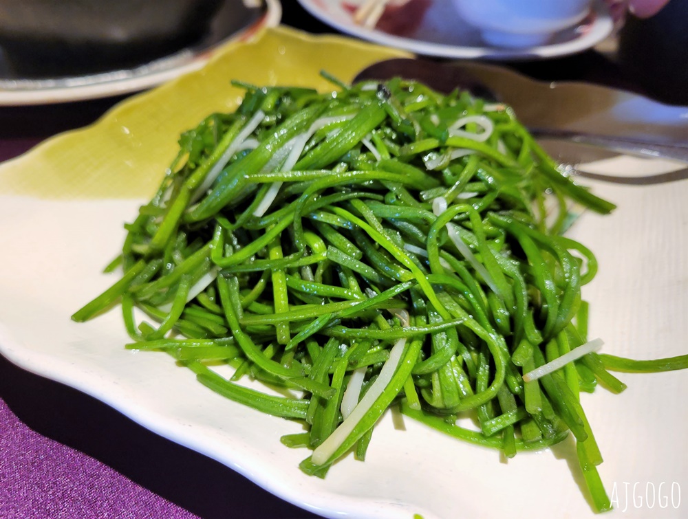 台北美食 中和金世界餐廳 88道料理中式料理 熱炒吃到飽 有喝喜酒的感覺 台北美食 中和金世界餐廳 88道料理中式料理 熱炒吃到飽 有喝喜酒的感覺