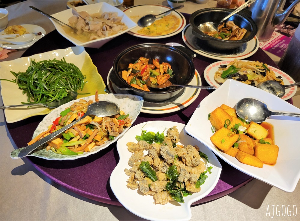 台北美食 中和金世界餐廳 88道料理中式料理 熱炒吃到飽 有喝喜酒的感覺 台北美食 中和金世界餐廳 88道料理中式料理 熱炒吃到飽 有喝喜酒的感覺
