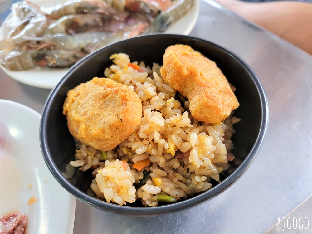 小琉球美食 好香香碳烤 小琉球烤肉、熱食吃到飽 魷魚、雞腿、蛤蜊表現不錯