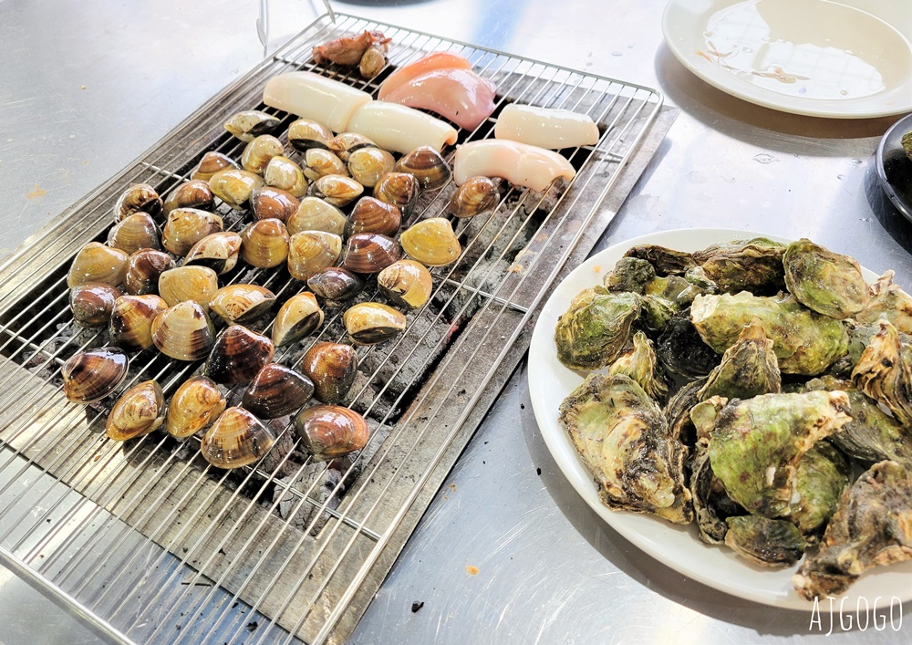 小琉球美食 好香香碳烤 小琉球烤肉、熱食吃到飽 魷魚、雞腿、蛤蜊表現不錯