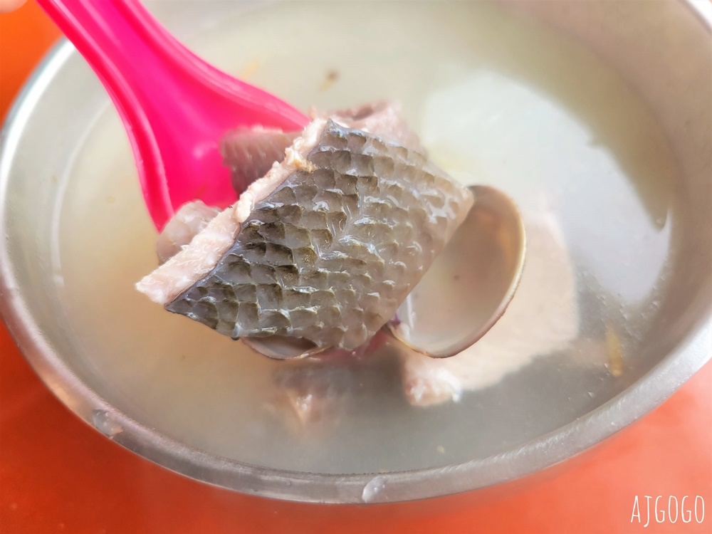 東港美食 阿娥飯湯 東港代表庶民小吃 鮮美海鮮湯頭最對味 黑白切也好吃