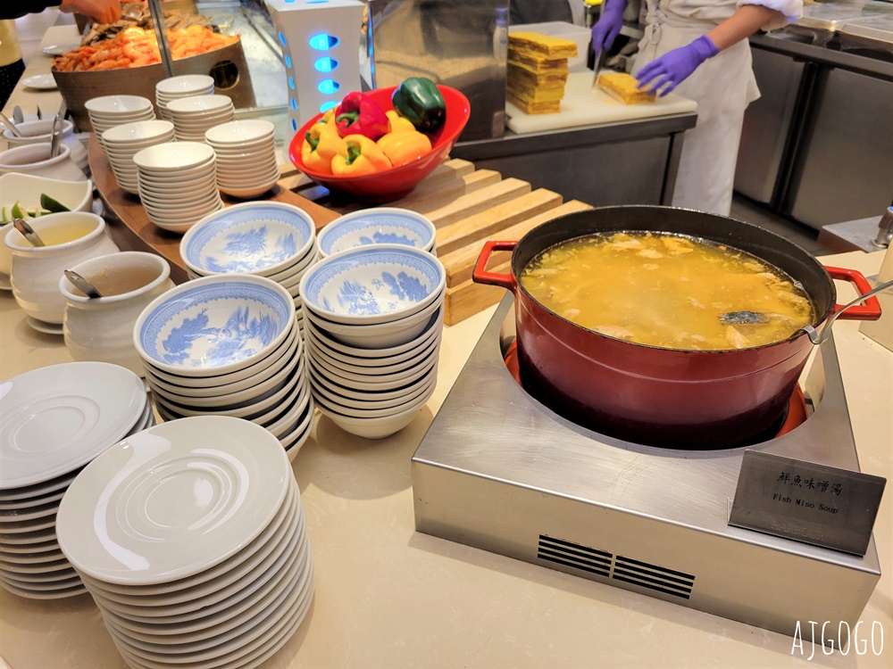桃園美食 漢來海港桃園店 平日晚餐菜色 已改為 島語自助餐廳 品牌經營