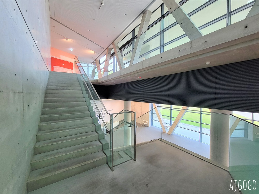 台中景點 亞洲大學現代美術館 安藤忠雄在台灣首座建築作品 清水模美術館