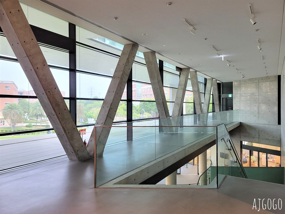 台中景點 亞洲大學現代美術館 安藤忠雄在台灣首座建築作品 清水模美術館