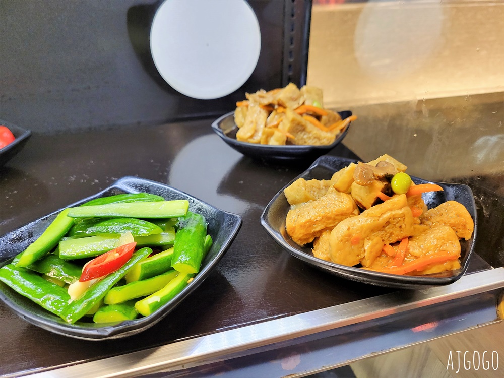台北美食 犂園湯包館 台北巷弄內的小籠包名店 黃仁勳愛店
