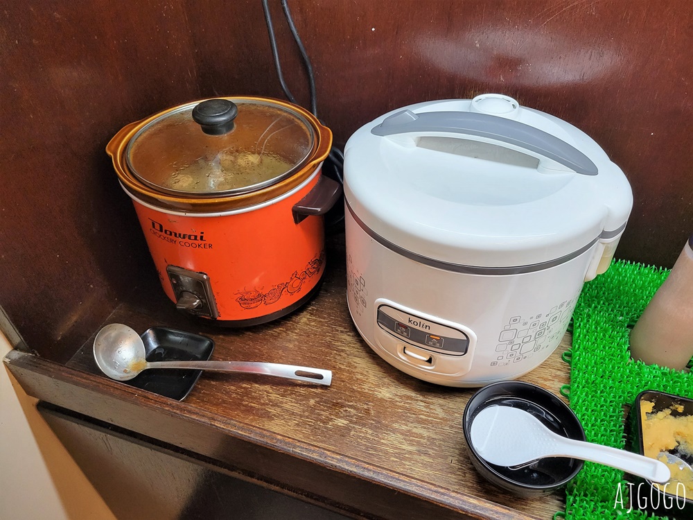 桃園美食 嘴上功夫 嘴邊肉桃園店 碳火燒肉吃到飽 牛舌、牛五花、魷魚好吃 桃園餐廳推薦