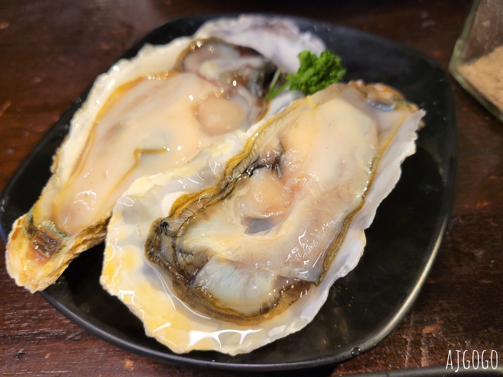 桃園美食 嘴上功夫 嘴邊肉桃園店 碳火燒肉吃到飽 牛舌、牛五花、魷魚好吃 桃園餐廳推薦