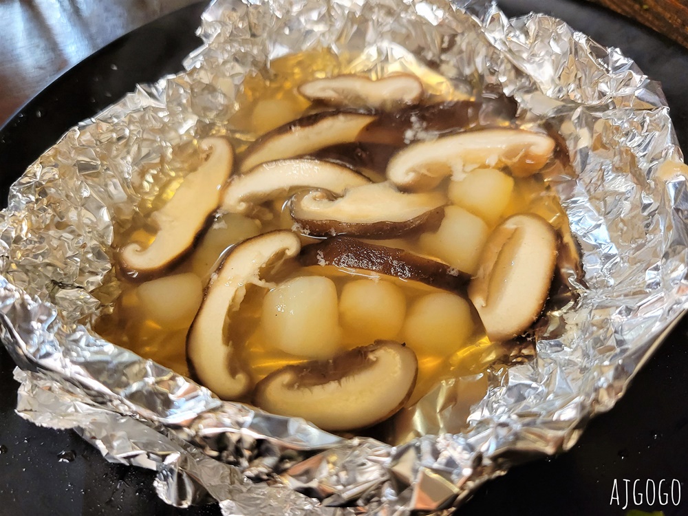 桃園美食 嘴上功夫 嘴邊肉桃園店 碳火燒肉吃到飽 牛舌、牛五花、魷魚好吃 桃園餐廳推薦
