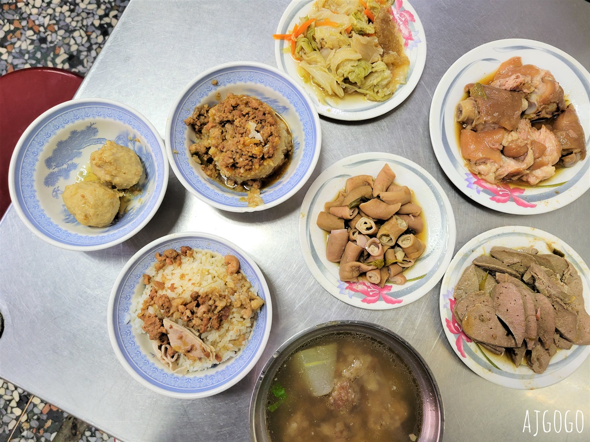 嘉義美食 金門魯肉飯 生意很好的宵夜小吃攤 筒仔米糕還行 @AJ的旅行地圖