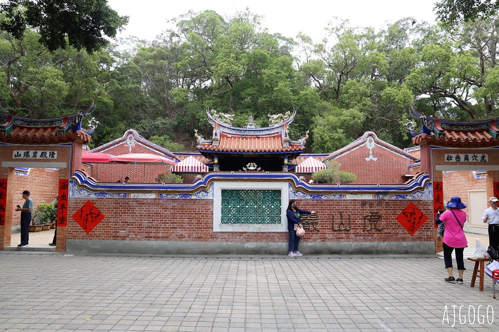 彰化景點 花壇虎山巖金針花海 觀音佛祖 每年4月底~6月中為賞花期