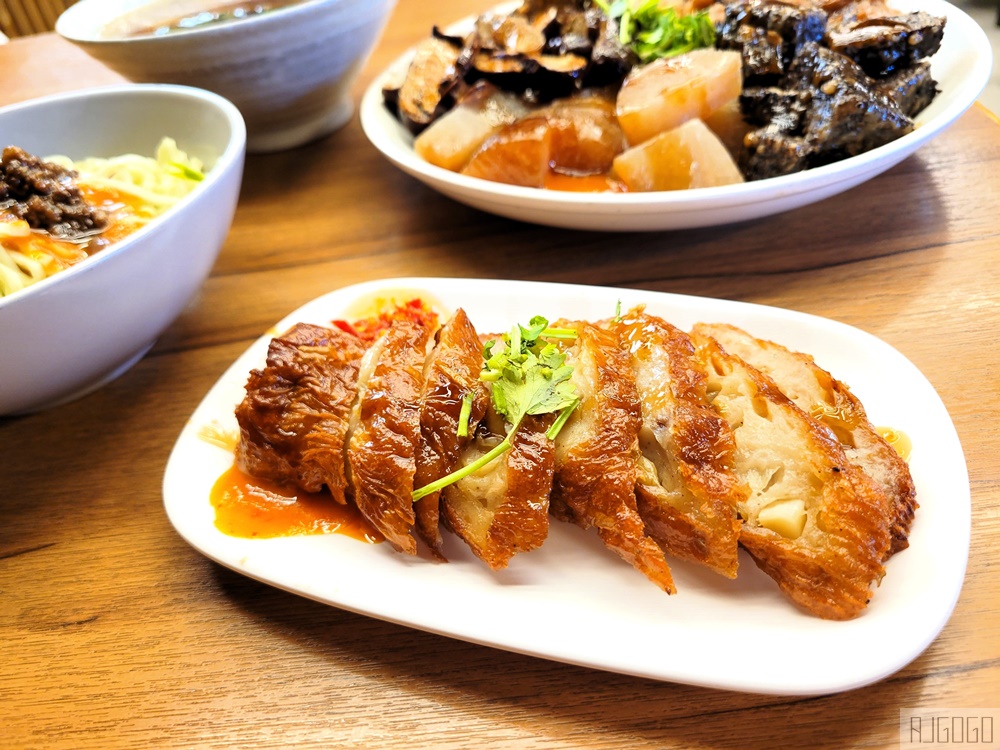 桃園美食 乾麵居 桃園大溪美食 超人氣傳統小吃 滷味小菜不錯吃
