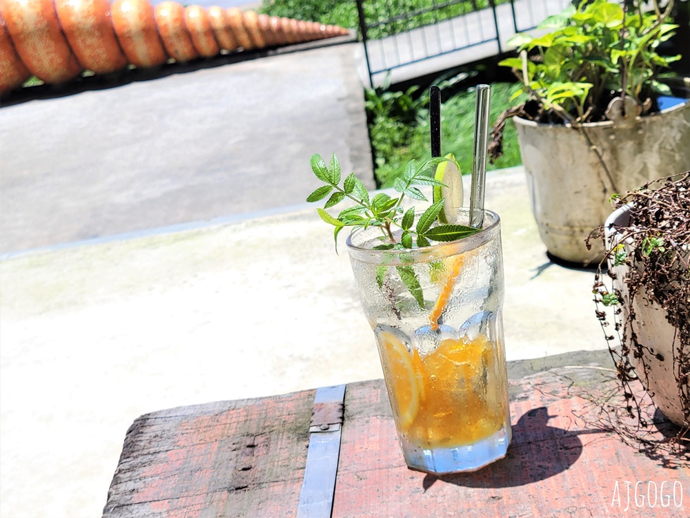 三芝美食 我們在海邊 淺水灣海景咖啡廳 只賣飲料甜點 北海岸咖啡廳