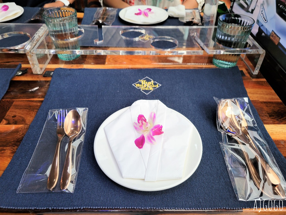 2026曼谷自由行 曼谷美食觀光巴士 帶你遊遍老城區 吃米其林美食 Thai Bus Food Tour 2026曼谷自由行 曼谷美食觀光巴士 帶你遊遍老城區 吃米其林美食 Thai Bus Food Tour