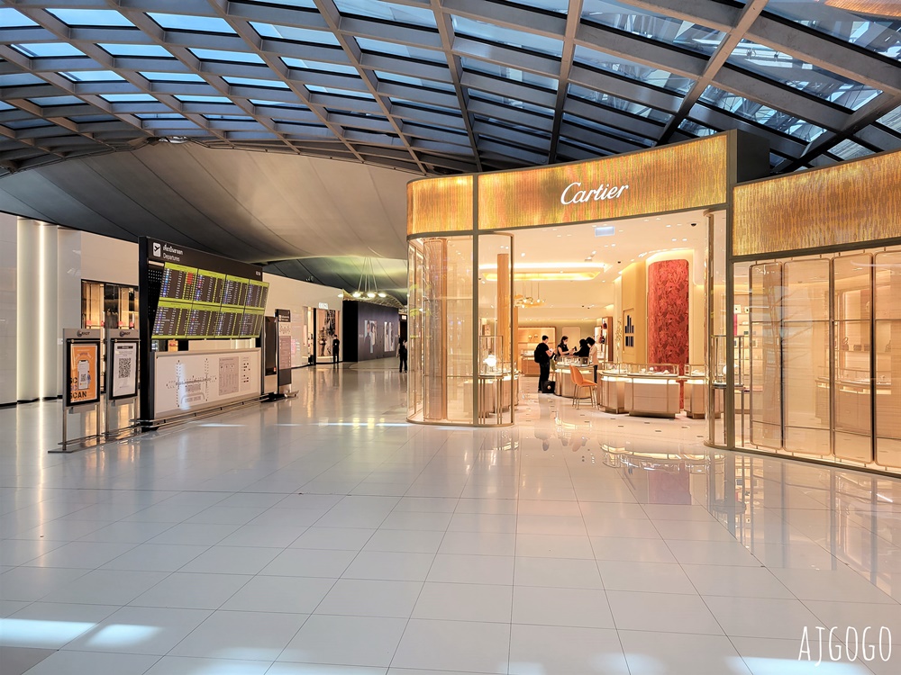 華航 曼谷-台北桃園 A350豪華經濟艙 飛機餐 開箱中華航空CI832