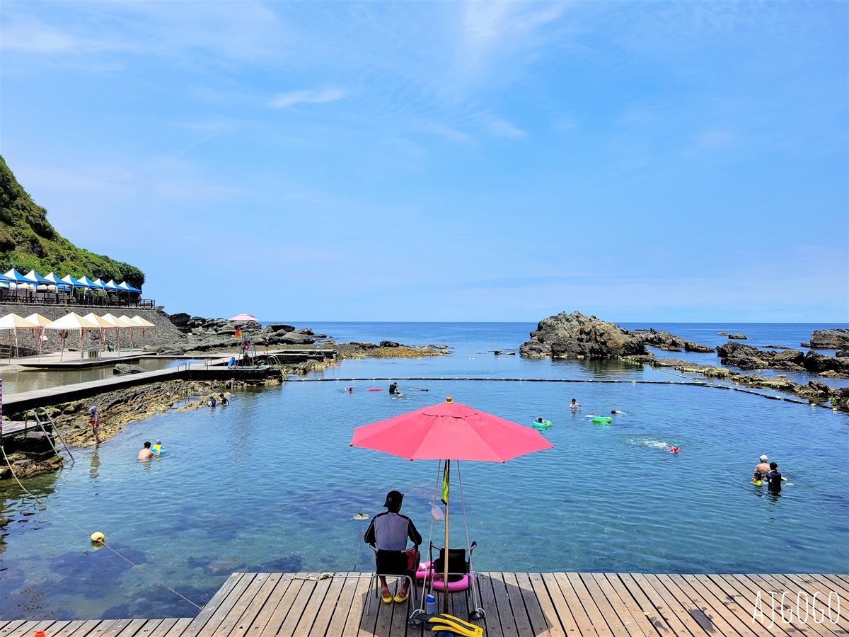 東北角景點 龍洞灣海洋公園 東北角海水浴場 浮淺、水肺潛水、海洋獨木舟都能玩