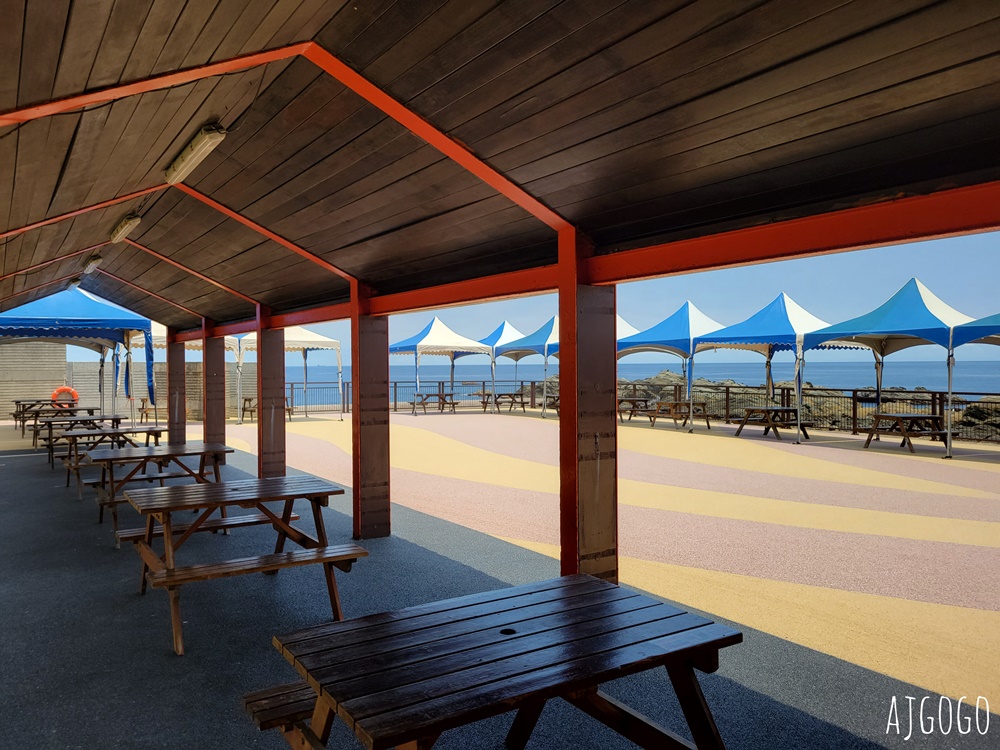 東北角景點 龍洞灣海洋公園 東北角海水浴場 浮淺、水肺潛水、海洋獨木舟都能玩