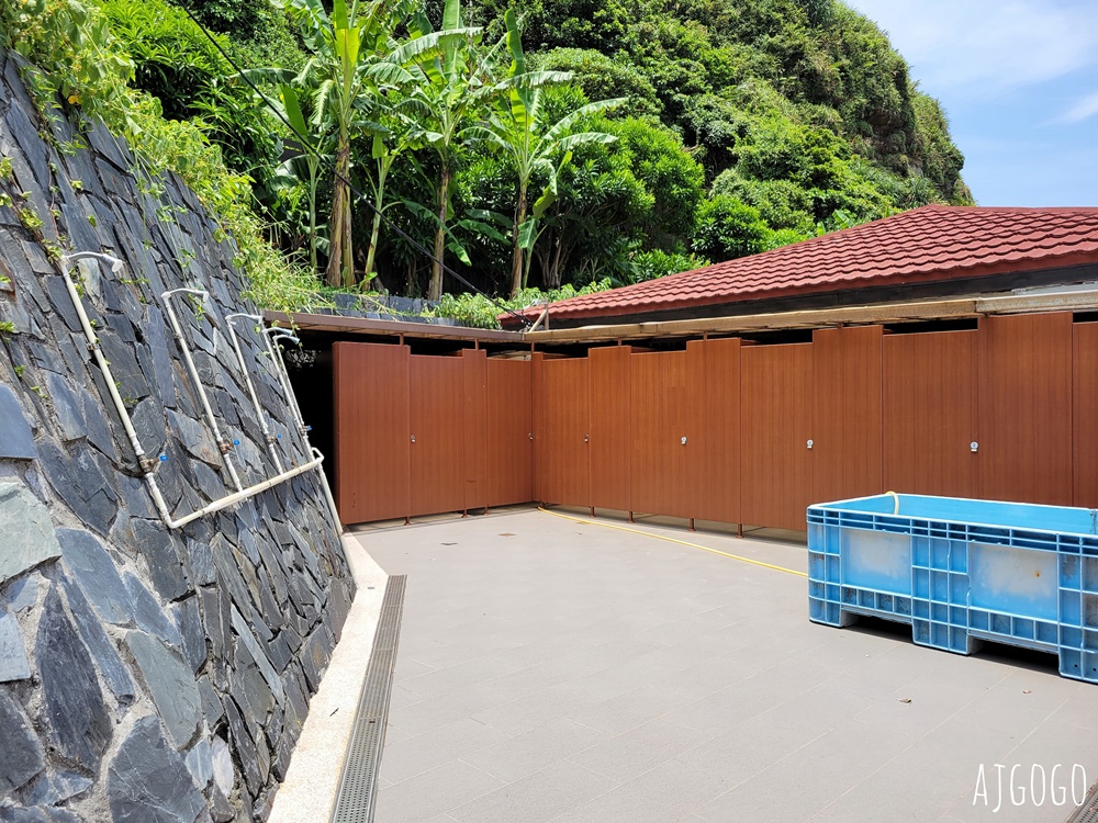 東北角景點 龍洞灣海洋公園 東北角海水浴場 浮淺、水肺潛水、海洋獨木舟都能玩