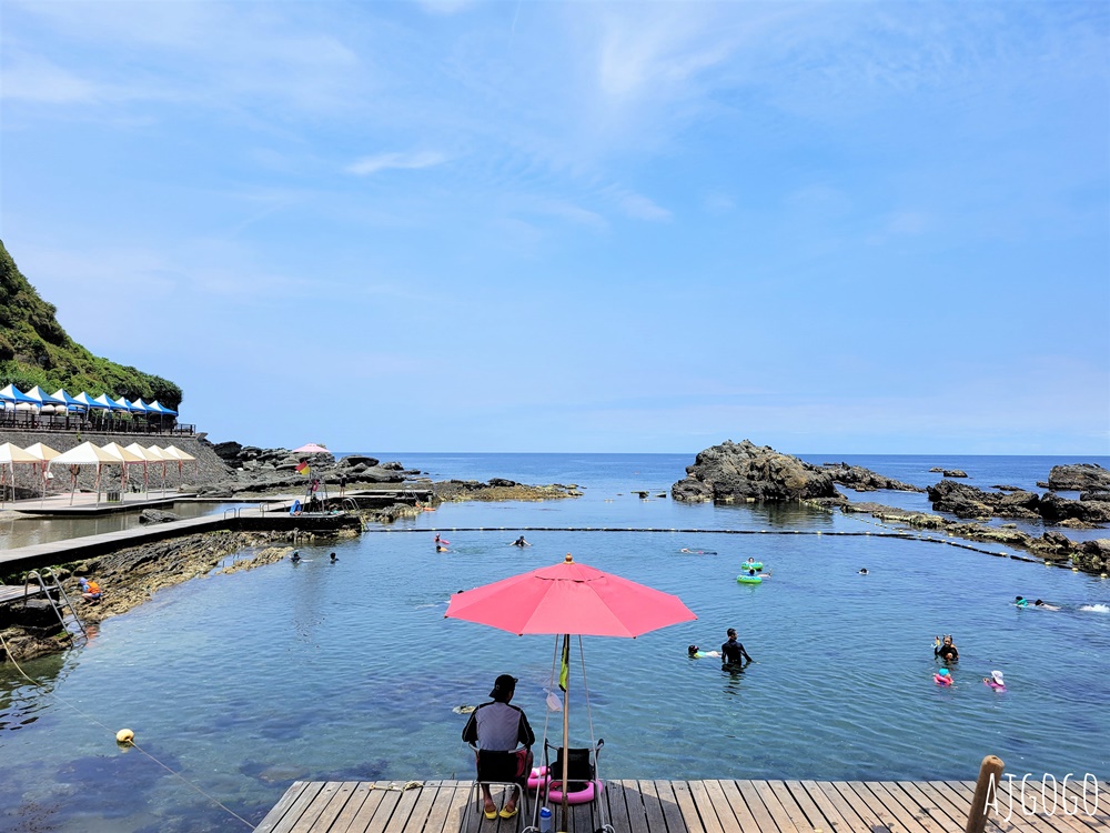 東北角景點 龍洞灣海洋公園 東北角海水浴場 浮淺、水肺潛水、海洋獨木舟都能玩