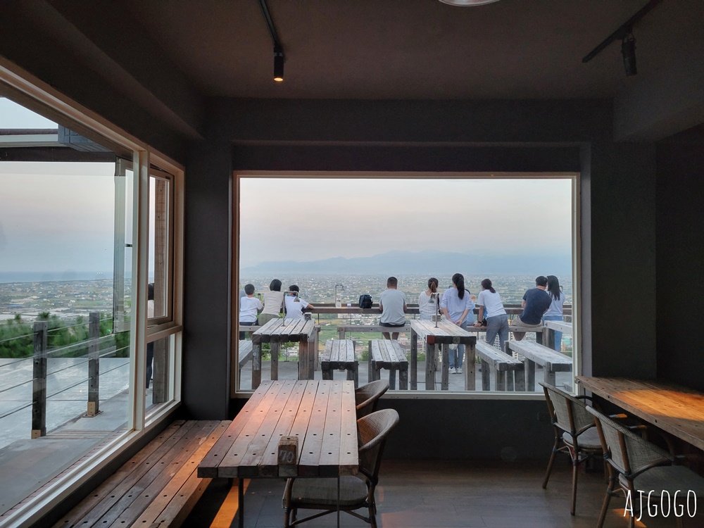 宜蘭美食 空ㄟ農場 礁溪景觀餐廳 百萬夜景很美 接駁車、停車場 宜蘭美食 空ㄟ農場 礁溪景觀餐廳 百萬夜景很美 接駁車、停車場