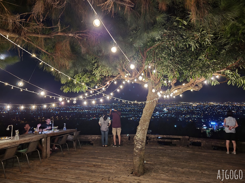宜蘭美食 空ㄟ農場 礁溪景觀餐廳 百萬夜景很美 接駁車、停車場 宜蘭美食 空ㄟ農場 礁溪景觀餐廳 百萬夜景很美 接駁車、停車場