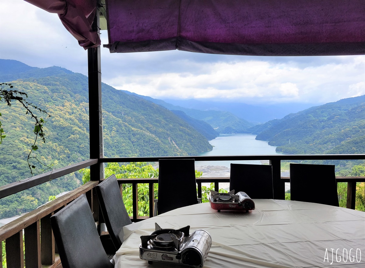 即時熱門文章：南投美食 塔洛彎景觀餐廳 看霧社水庫吃烤雞 碧湖山景超美