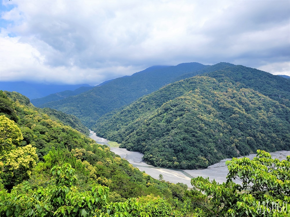南投美食 塔洛彎景觀餐廳 看霧社水庫吃烤雞 碧湖山景超美