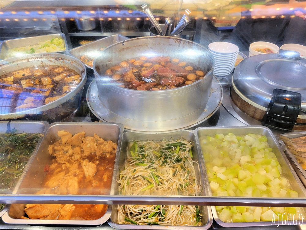 彰化美食 蚵ㄚ仁肉臊飯 爌肉飯 彰化市人氣小吃 肥而不膩的爌肉 彰化餐廳推薦