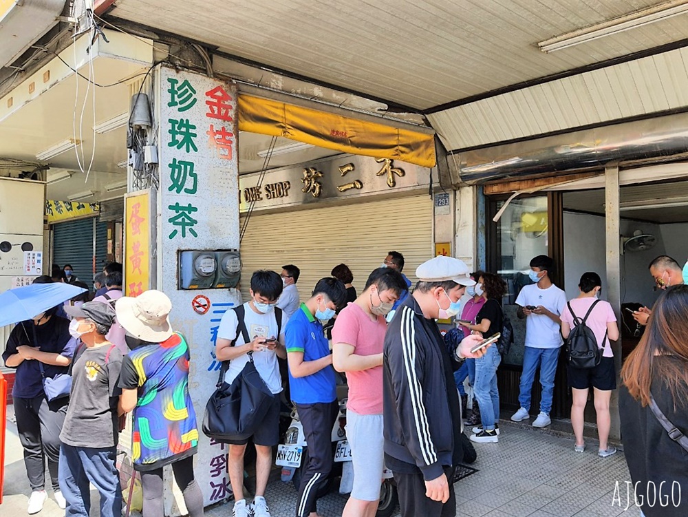 彰化美食 不二坊蛋黃酥 彰化最猛伴手禮 平日也要排隊 彰化蛋黃酥推薦