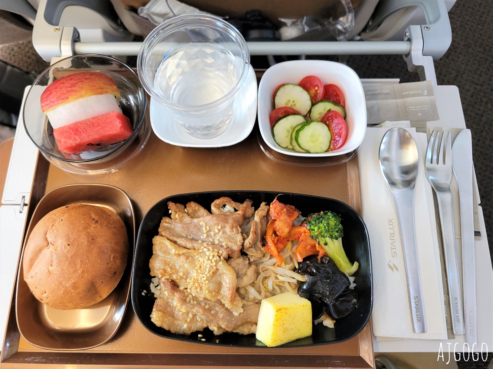 星宇航空 桃園-曼谷機票 A330經濟艙飛機餐、星宇特調 開箱JX741