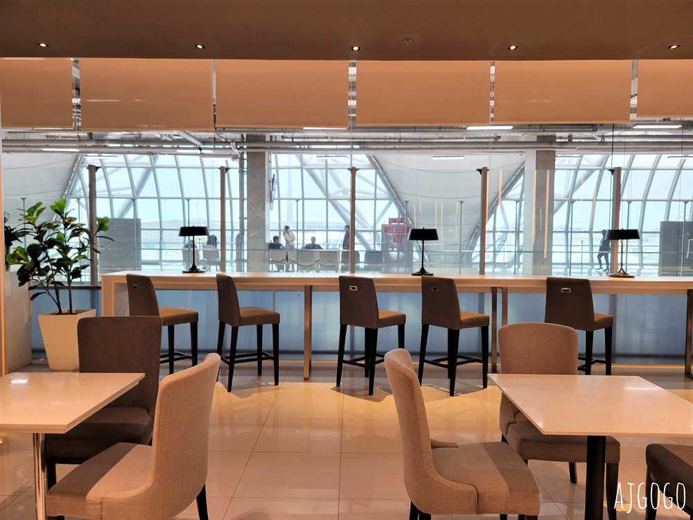 曼谷機場貴賓室 Miracle First Class Lounge D區貴賓室 有淋浴間 素旺納普機場BKK 曼谷機場貴賓室 Miracle First Class Lounge D區貴賓室 有淋浴間 素旺納普機場BKK
