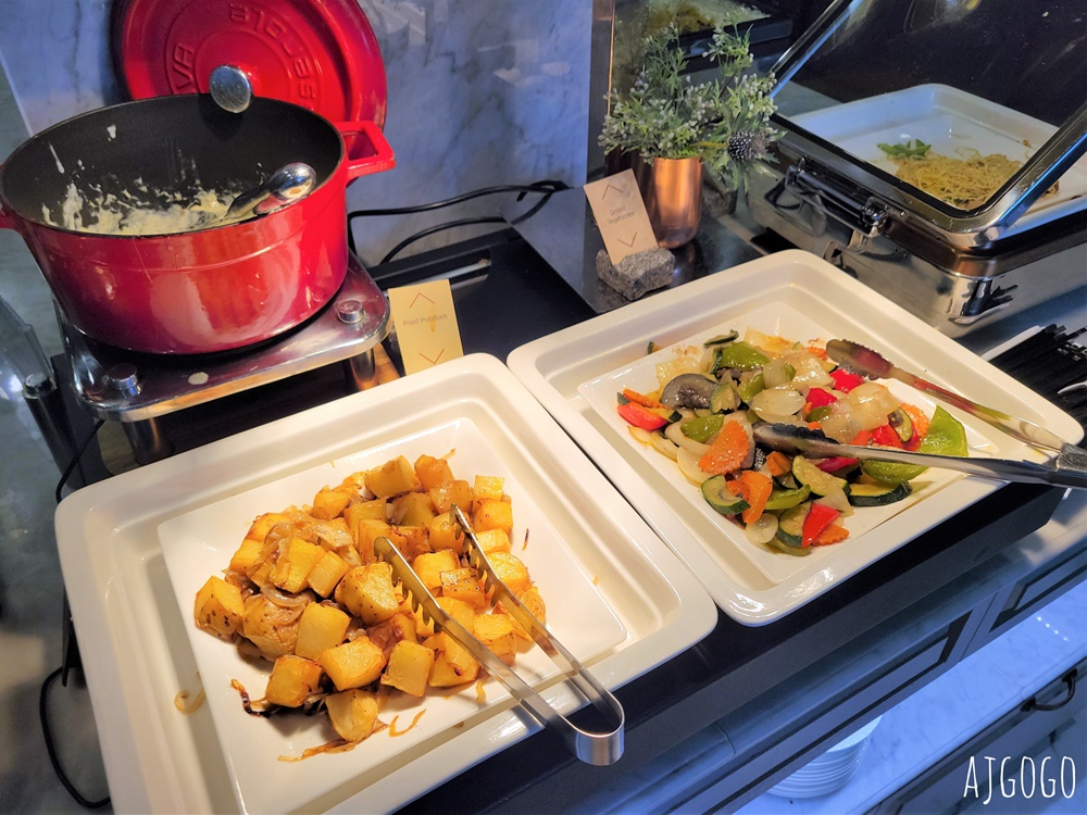 2026曼谷住宿 曼谷素坤逸24巷宜必思飯店 雙床房、標準房、早餐 曼谷自由行